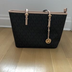 Michael Kors Jet Set Travel Tote